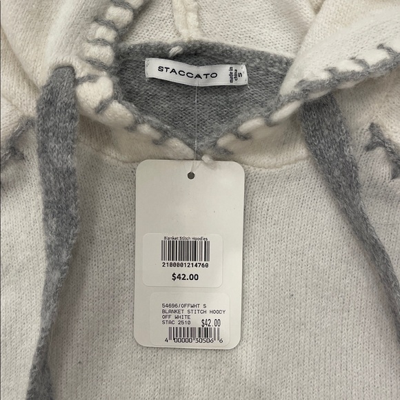 Staccato White and Gray Knit Hoodie - Picture 2 of 4